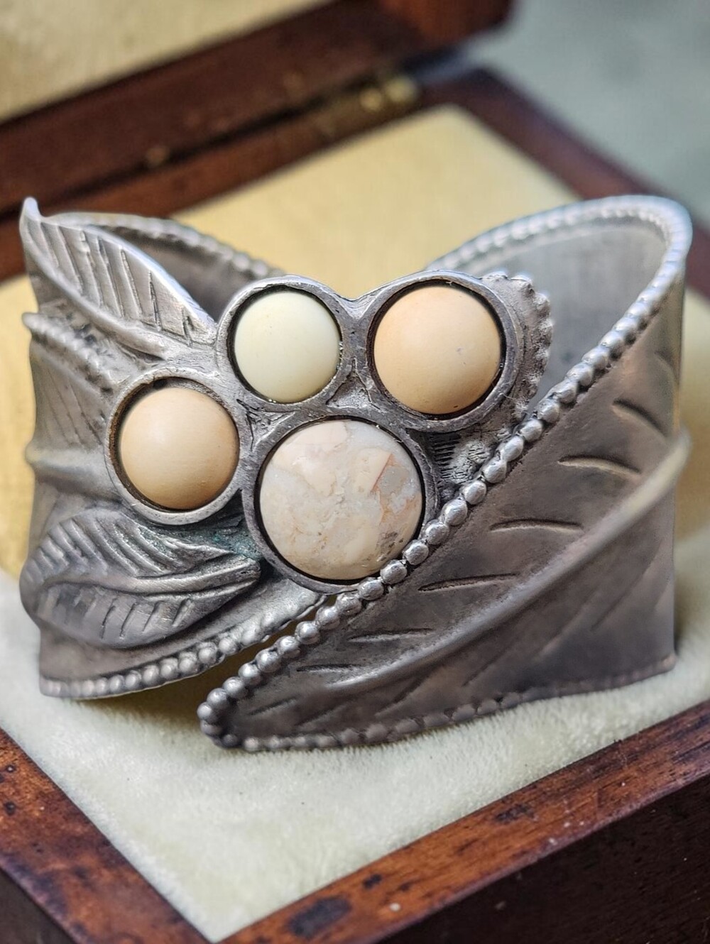 Vintage Style Carol Dauplaise Native Style Stone Feather Bypass Bracelet